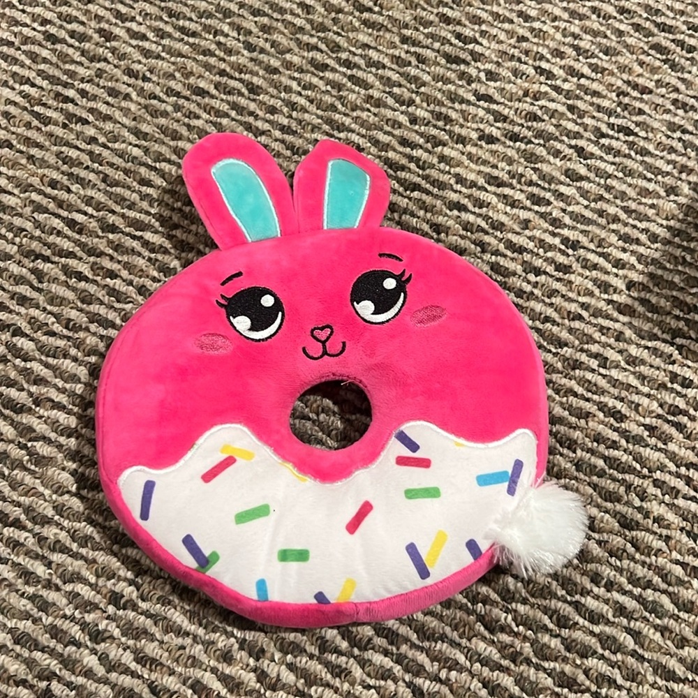 This is a soft and clean squishy stuffed animal